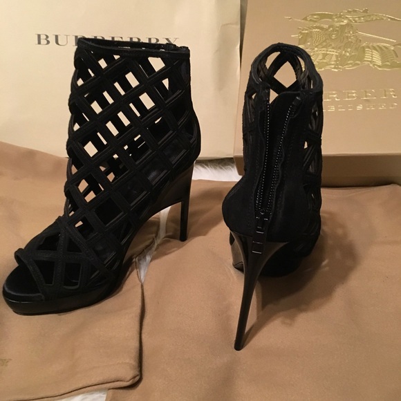 Burberry peep toe ankle bootie size 37.5 - Picture 4 of 8